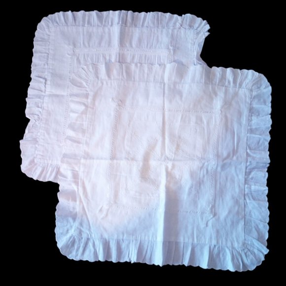 Vintage White Cotton Embroidered Lace Pillow Covers x 2 - Picture 1 of 1